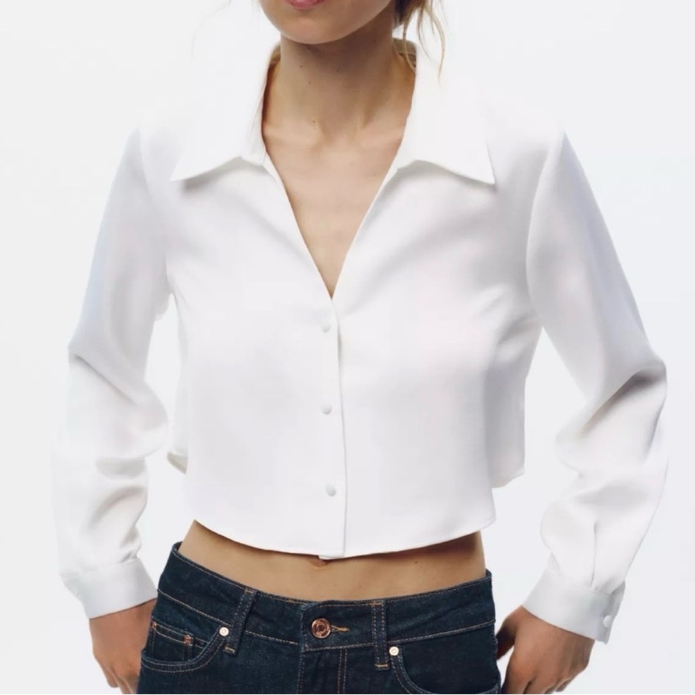 Satin effect cropped tshirt
